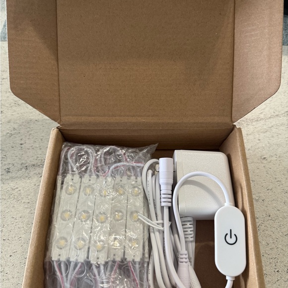 LED Vanity Mirror Light Kit - Picture 7 of 7